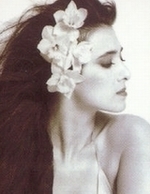 Giouli Karousaki