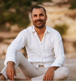 Νικόλας Σμυρνάκης
