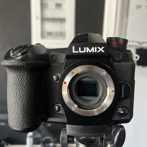 Panasonic Lumix DC-G9 Mirrorless Φωτογραφική Μηχανή Body Μαύρη