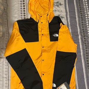 The North Face 1985 Mountain Seasonal Celebration Μπουφάν Κίτρινο NF00CH37LR0