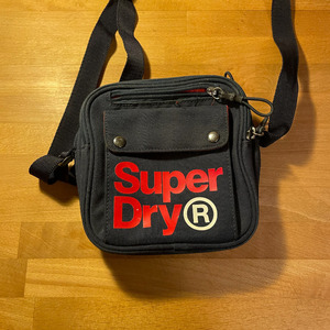 Superdry Ανδρική Τσάντα Ώμου / Χιαστί Navy Μπλε M91008CQ-26S