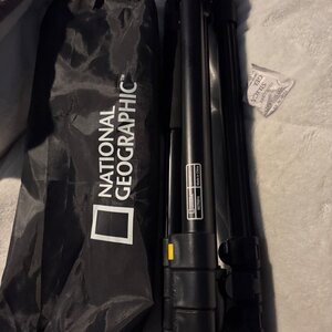 National Geographic Travel Photo Tripod Kit with Carrying Bag NGTR001L
