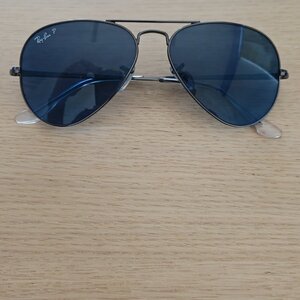 Ray Ban Aviator Metal II Unisex Γυαλιά Ηλίου με Ασημί Μεταλλικό Σκελετό και Μπλε Polarized Φακό RB3689 004/S2