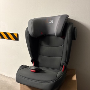 Britax Romer Καθισματάκι Αυτοκινήτου Kidfix III M 15-36 kg με Isofix Cosmos Black