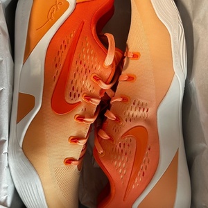 Nike Kobe 9 EM Elite Low EM Protro IM6119-800 "WNBA" Χαμηλά Μπασκετικά Παπούτσια Orange Frost / Brilliant Orange / Summit White / Ice Peach