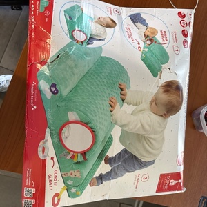 Sophie La Girafe Βρεφικό Παιχνίδι Σύννεφο Κινητικών Δεξιοτήτων από Ύφασμα με Ήχους για 6+ Μηνών S240130
