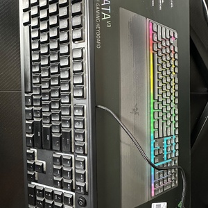 Razer Ornata V3 Gaming Μηχανικό Πληκτρολόγιο με Μεμβράνης διακόπτες και RGB φωτισμό (Αγγλικό US)