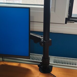 Focus Mount FDM611 Βάση Γραφείου Οθόνης έως 30" με Βραχίονα