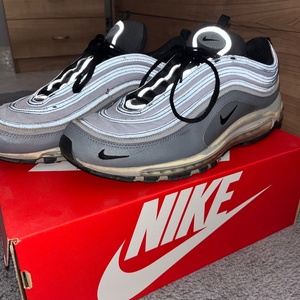 Nike Air Max 97 Ανδρικά Sneakers Smoke Grey / Medium Ash / Metallic Silver DR0157-001
