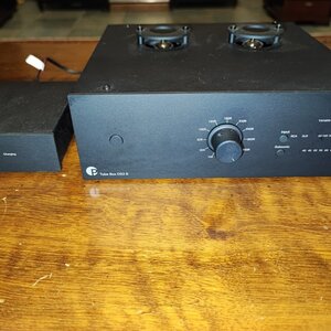 Pro-Ject Audio Box Ds3 B Phono Preamp με Accu box S2