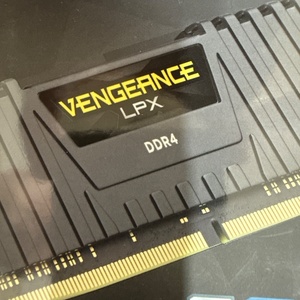Corsair Vengeance LPX DDR4 με Module 1x16GB και Ταχύτητα 2400 για Desktop CMK16GX4M1A2400C14