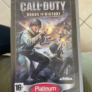 Call Of Duty 3 Roads To Victory Platinum Edition PSP Game (Used)