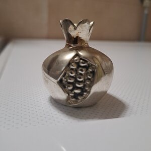 Silver Astron Επιτραπέζιο Γούρι Ρόδι Ασημί 5x5cm 812