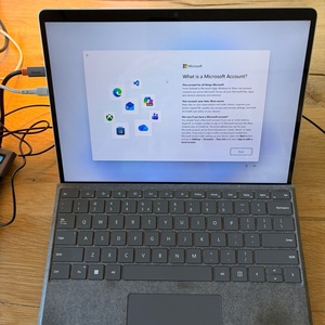 Microsoft Surface Pro 9 13" Tablet με WiFi (16GB/1TB/i7-1255U/Win11 Home) Flow Platinum