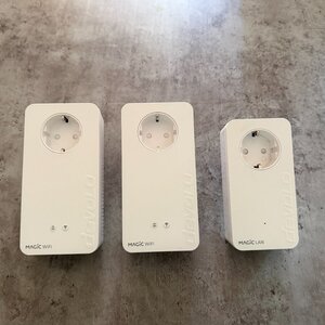 Devolo Magic 2 WiFi 6 Powerline Τριπλού Kit για Ασύρματη Σύνδεση Wi‑Fi 6 με Passthrough Πρίζα και 2 Θύρες Gigabit Ethernet