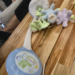 Fisher Price Pendant Toy for Cot with Music and Rotation Teddy bears for 0++ Months