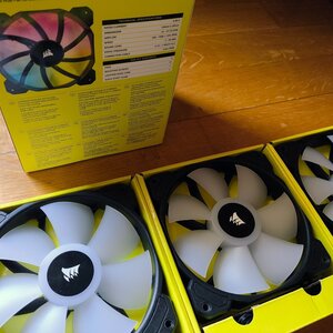 Corsair iCUE SP120 RGB PRO Elite Performance Case Fan (1500rpm / 47.7cfm) με Σύνδεση 4-Pin PWM 3τμχ