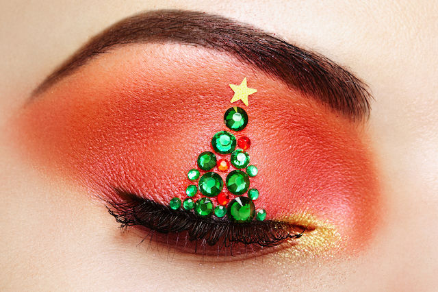 5 dazzling eye palettes to create the most beautiful Christmas makeup looks!