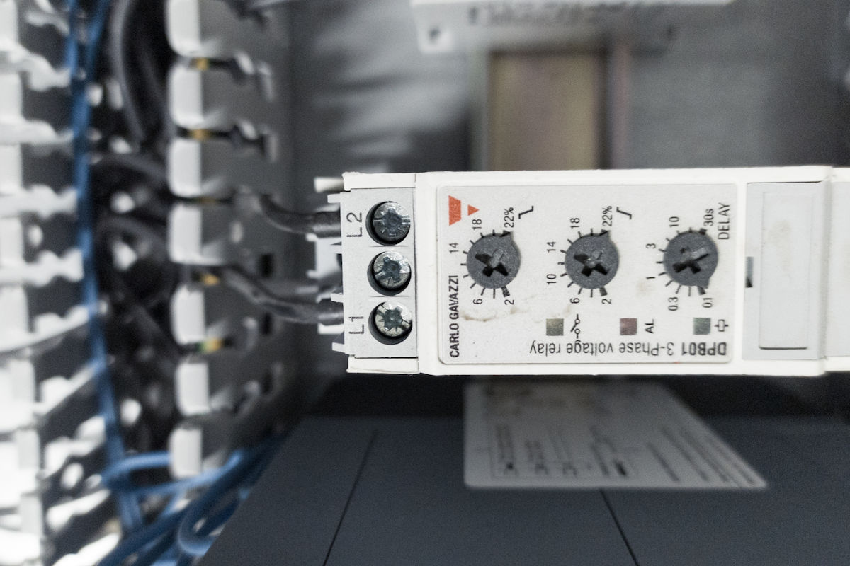 Buying Guide: How to Choose the Right DIN Rail Relay