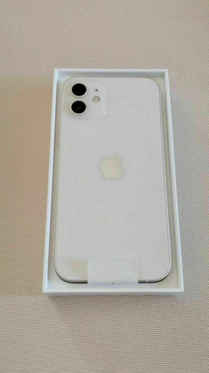 Apple iPhone 12 (4GB/64GB) Schwarz
