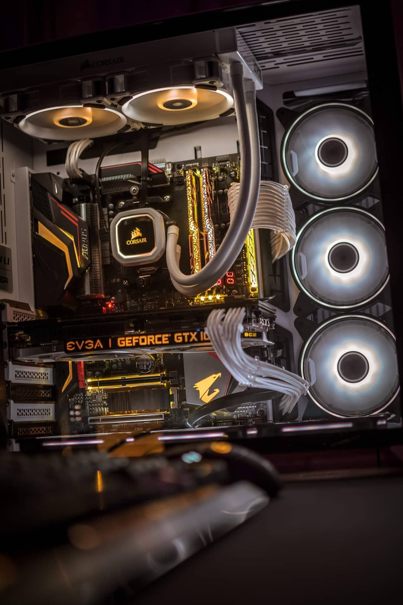 Corsair Hydro Series H100i RGB Platinum SE Υδρόψυξη Επεξεργαστή Διπλού Ανεμιστήρα 120mm για Socket AM4/1200/115x Λευκή