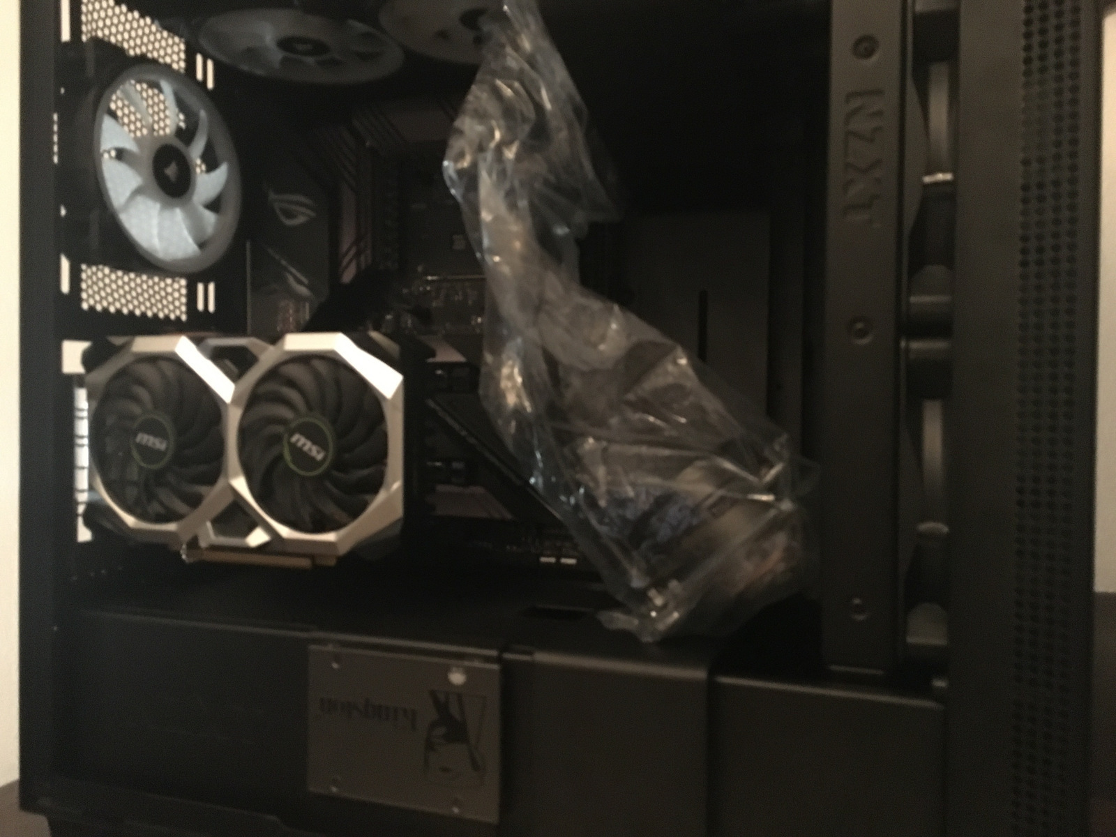 NZXT H710i RGB Gaming Midi Tower Κουτί Υπολογιστή με Πλαϊνό Παράθυρο Μαύρο