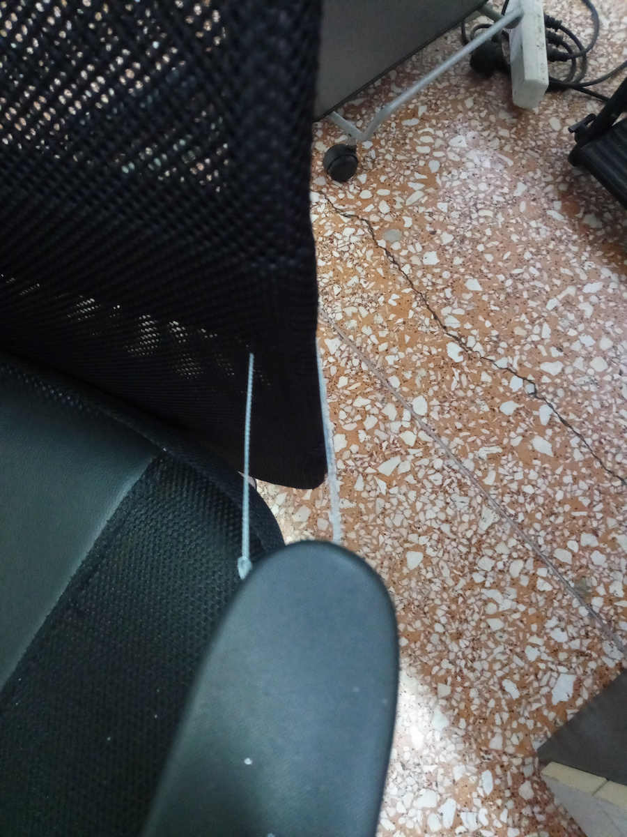 Кресло Офисно с Облегалка Cable Черно червено HomeMarkt