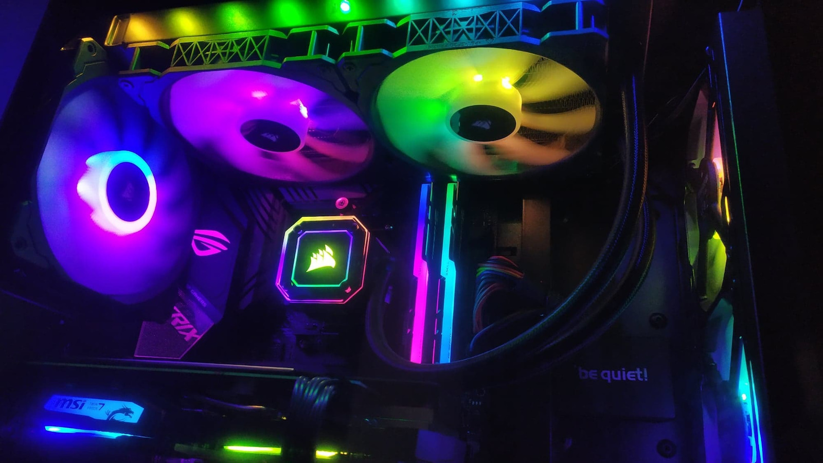 Corsair iCUE H115i Elite Capellix CPU Water Cooling Dual Fan 140mm for Socket AM4/AM5/1200/115x with RGB Lighting