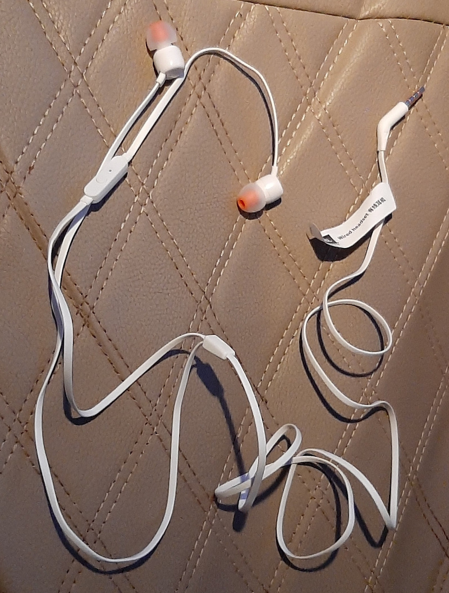 JBL T110 In-ear Handsfree with 3.5mm Connector Black