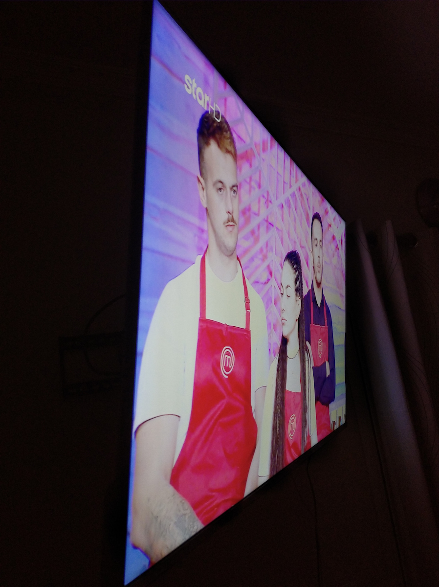 Hisense Smart Fernseher 50" 4K UHD Direkte LED 50U7QF HDR (2020)
