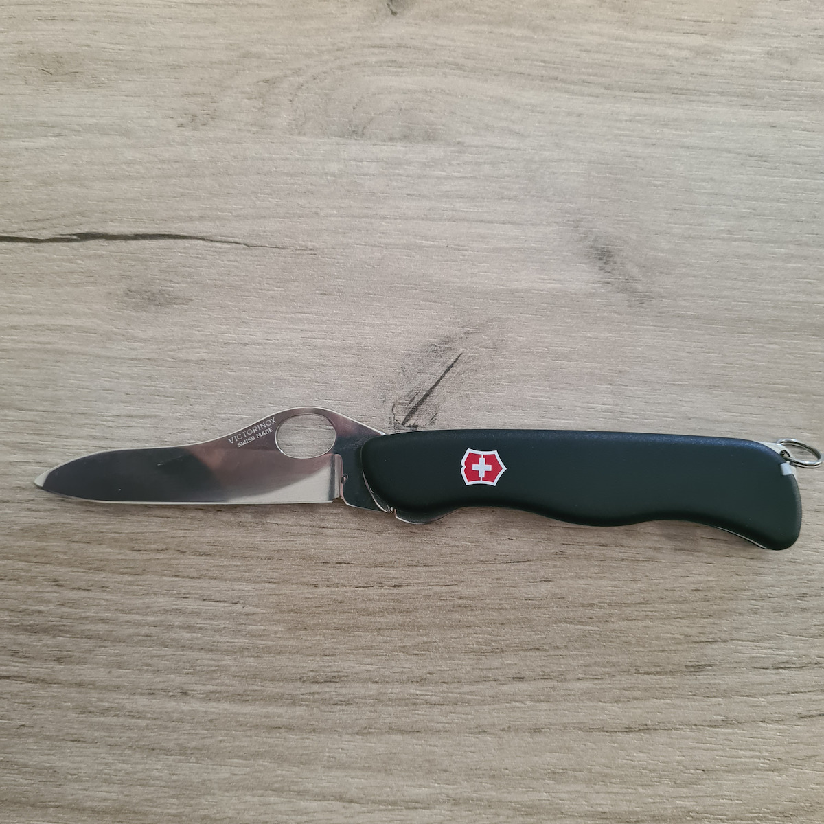 Victorinox sentinel online