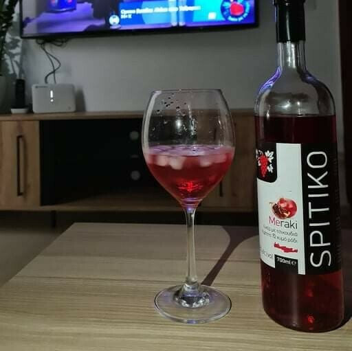 Spitiko Meraki Tsipouro Tsikoudia Crete with Pomegranate Juice 18% 200мл
