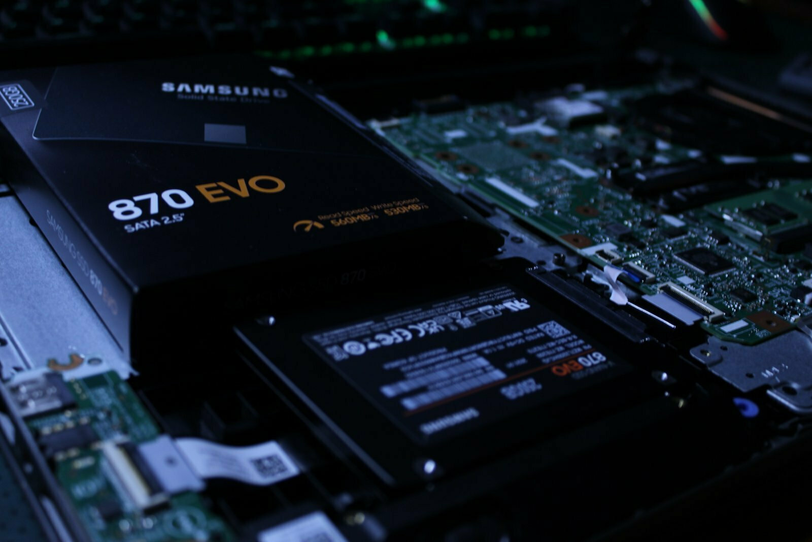 Samsung 870 Evo SSD 1TB Тип 2.5'' със Свързване SATA III MZ-77E1T0B/EU
