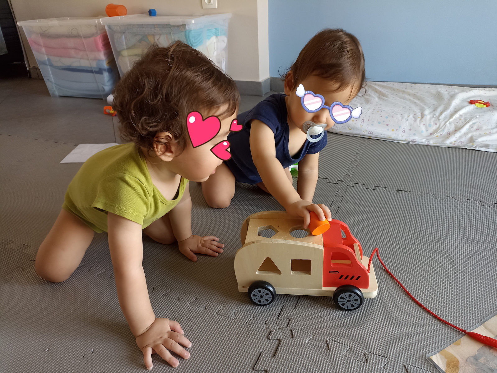 New Classic Toys Jucărie de Sortare a Formelor Camion cu forme din Lemn pentru 12++ Luni