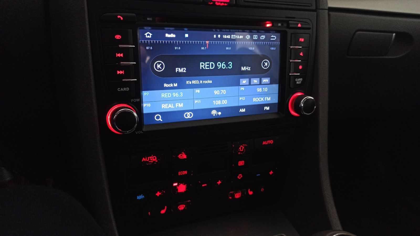 LM Digital Автомобилна Аудио Система (Блутут/USB/WiFi/GPS/Apple-Carplay/Android-Auto) с Тъчскрийн 9"