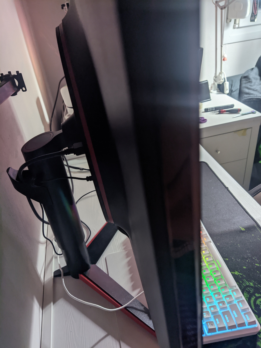 LG 32GK650F-B VA Монитор 32" QHD 2560x1440 144Hz с Време за Реакция 1мс GTG
