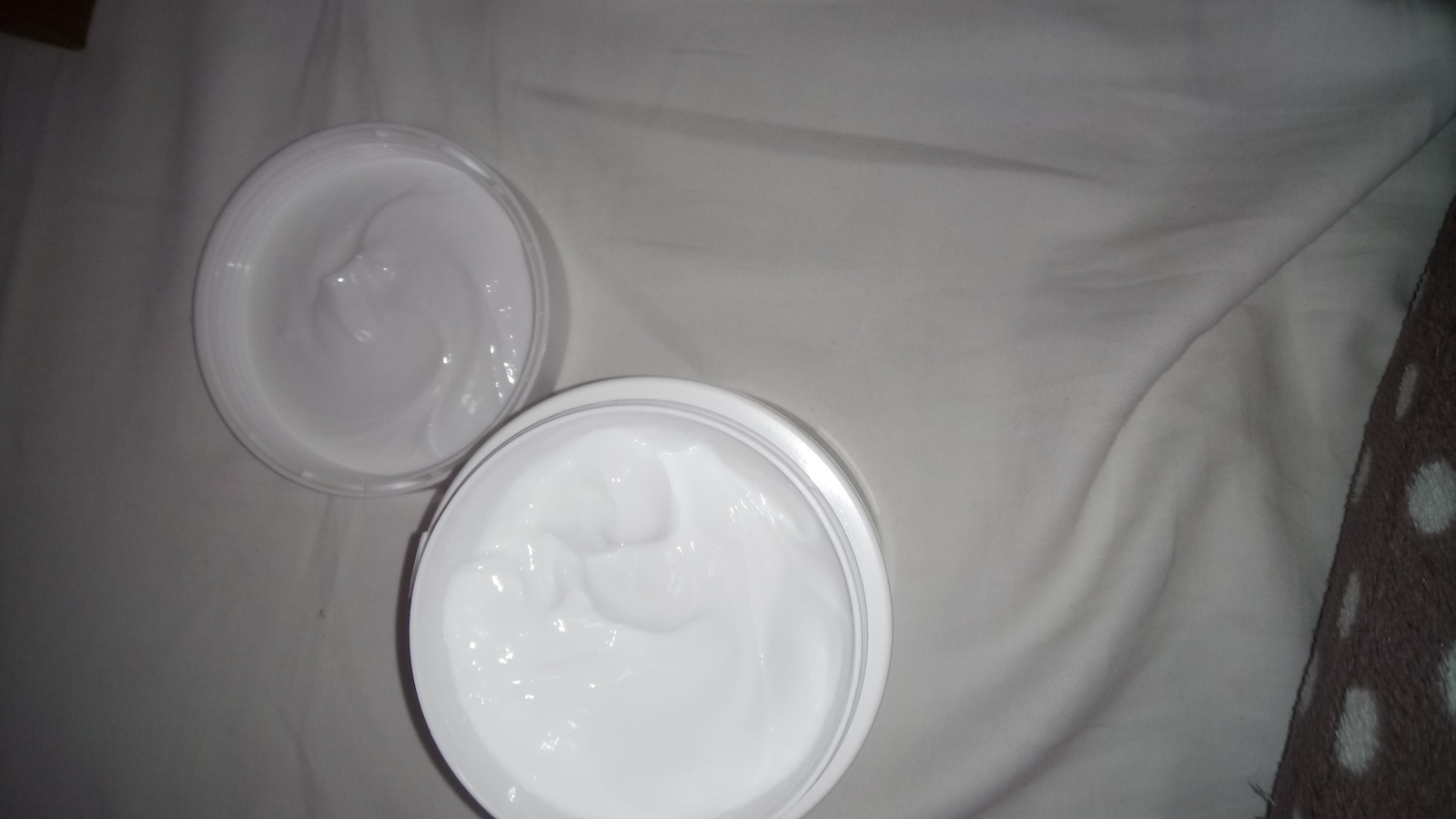 CeraVe Moisturising Ενυδατική Κρέμα Σώματος με Υαλουρονικό Οξύ για Ξηρές/Πολύ Ξηρές Επιδερμίδες 454gr