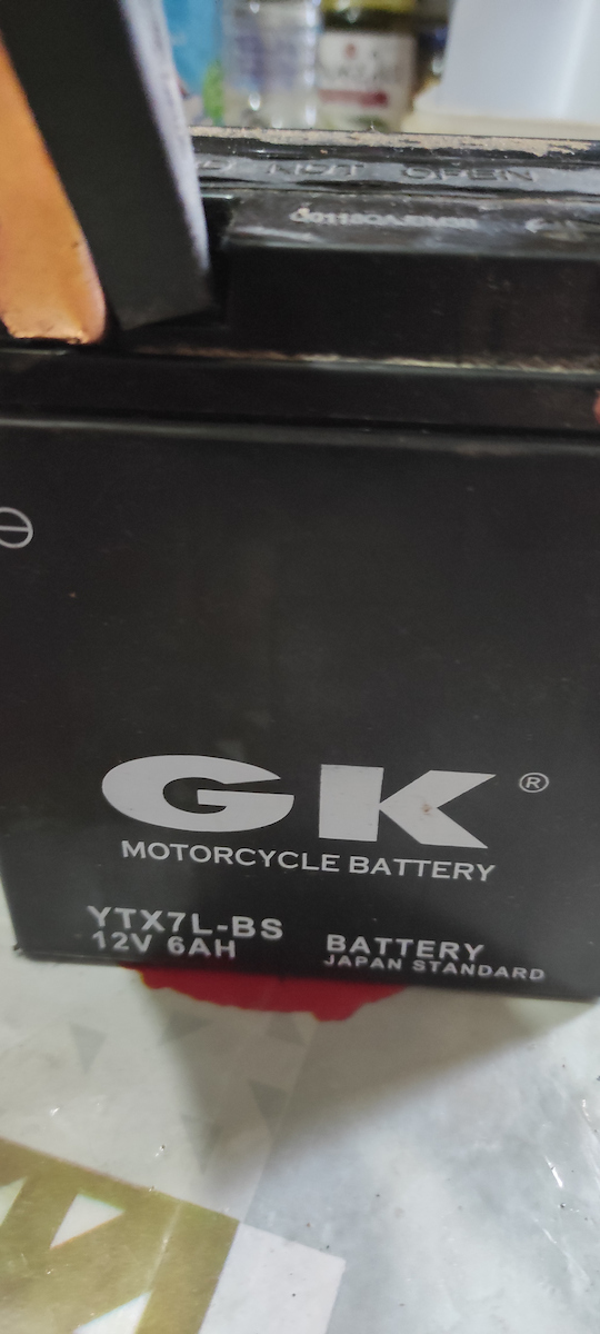 GK Closed Type Motorcycle Battery YTX7L-BS with Capacity 6Ah