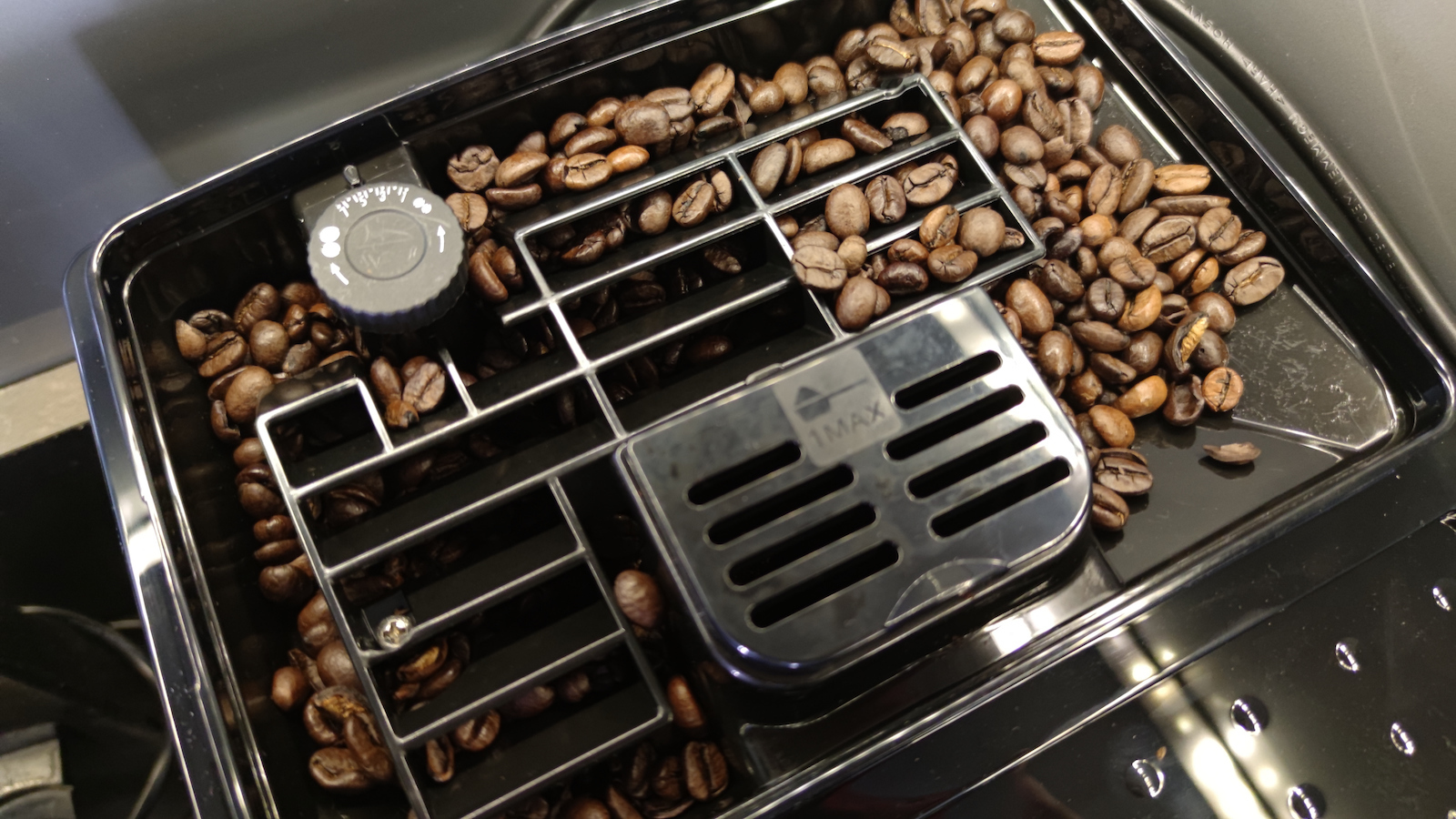De'Longhi Magnifica S Automatic Espresso Machine 1450W Pressure 15bar with Grinder Silver