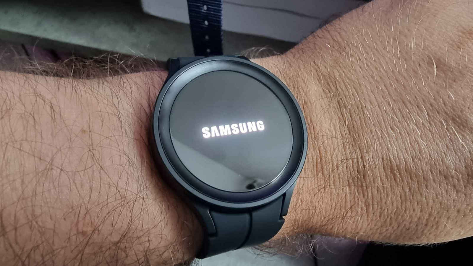 Samsung Galaxy Watch5 Pro Титан 45мм с Пулсомер (Черно)