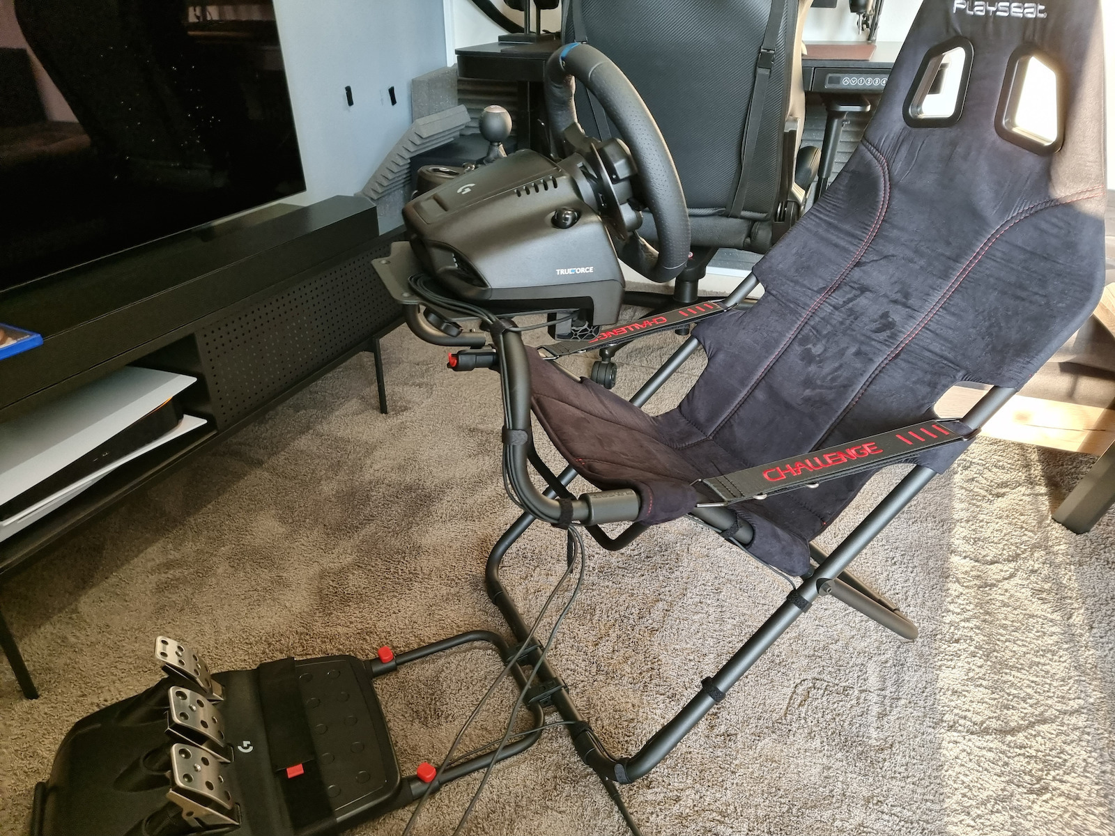 Playseat Challenge Simulation Cockpit