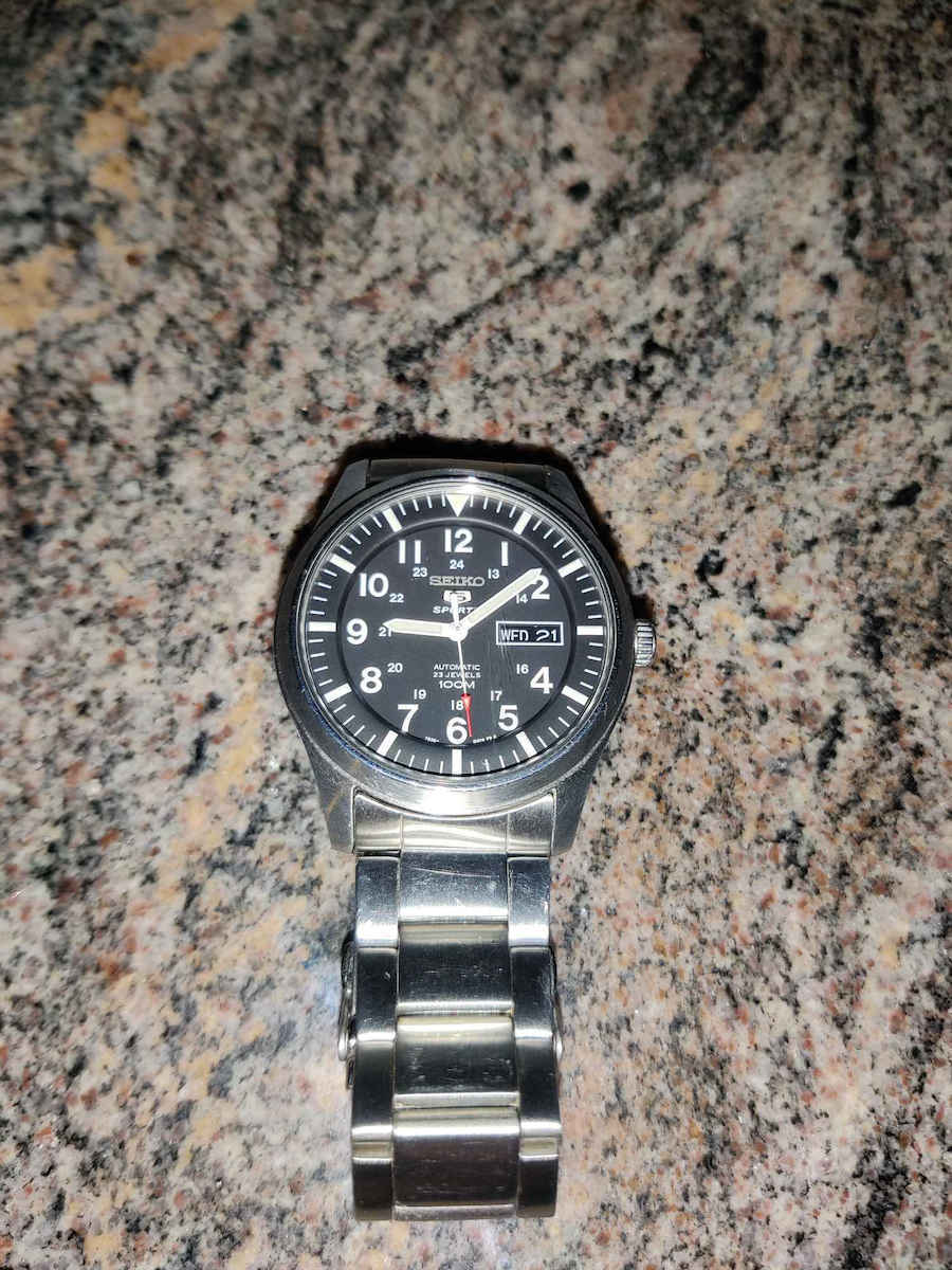 Seiko 5 Men's Watch 45mm Automatic with Silver Metal Bracelet