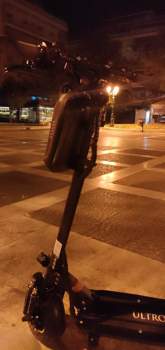 Ultron Electric Scooter with Maximum Speed 65km/h and 60km Autonomy Black