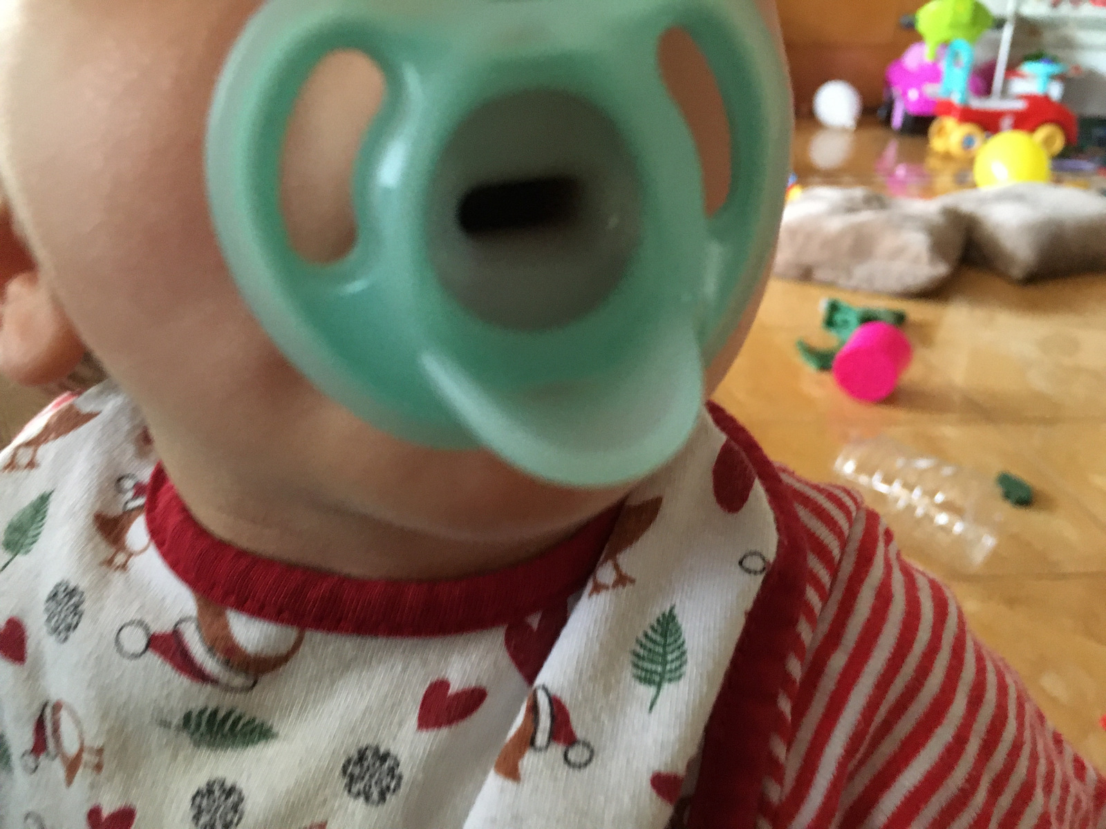 Tommee Tippee 433459 Orthodontische Schnuller Silikon Nacht für 6-18 Monate 2Stück