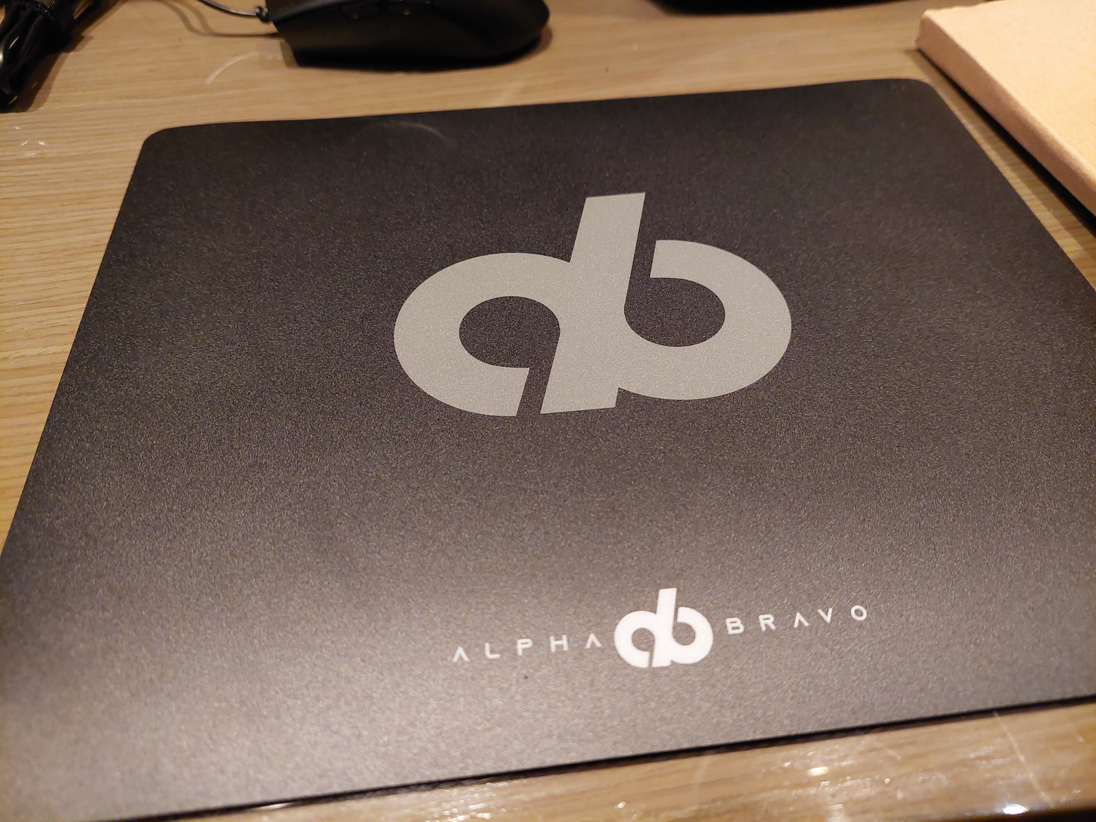 Veho Alpha Bravo GM-1 Pro Mouse Pad (296mm) Μαύρο VAB-401-MM1