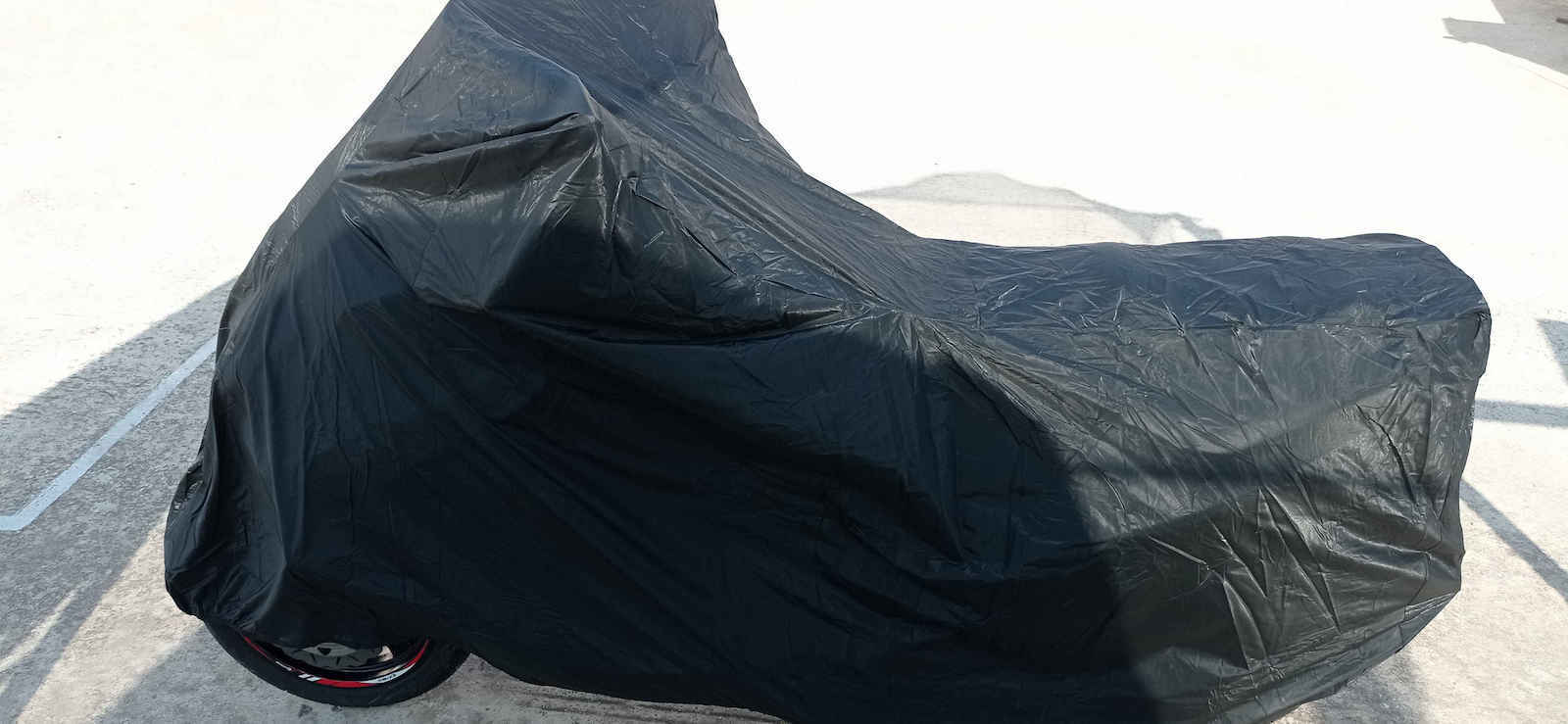 Winger Waterproof Motorcycle Cover Large L229xW99xH125cm