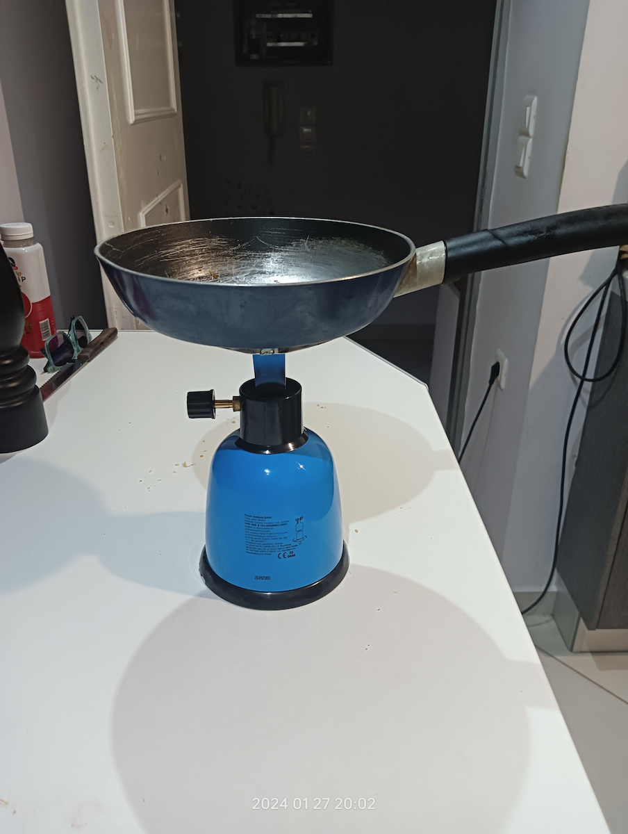 Camper Gaz Basic 190gr Газов котлон за бутилка 190гр