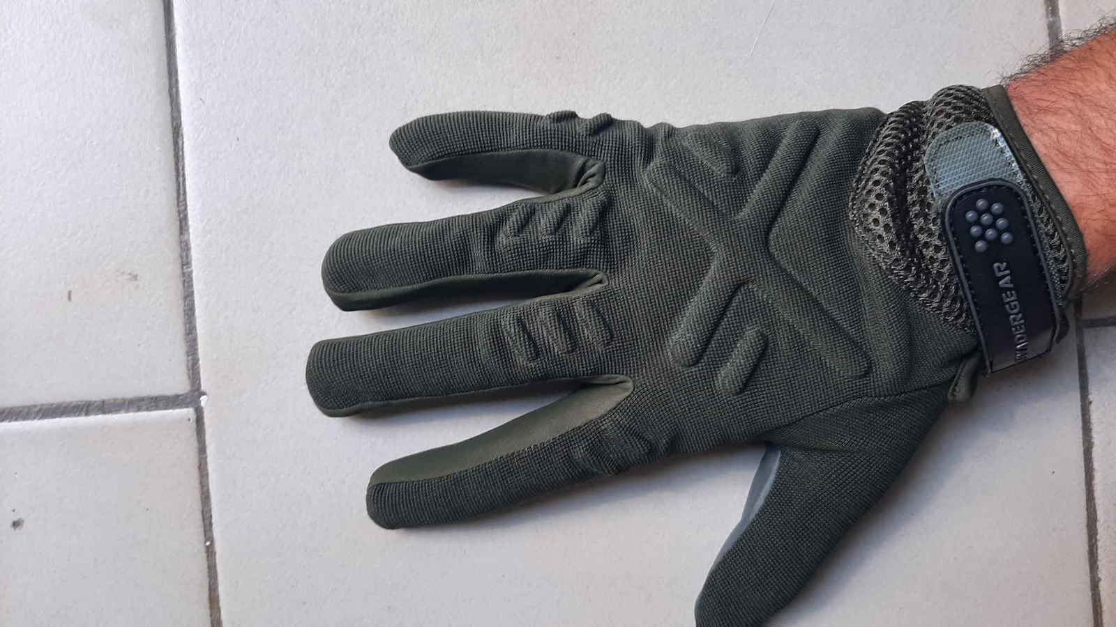 Invadergear Shooting Military Gloves in Khaki Color
