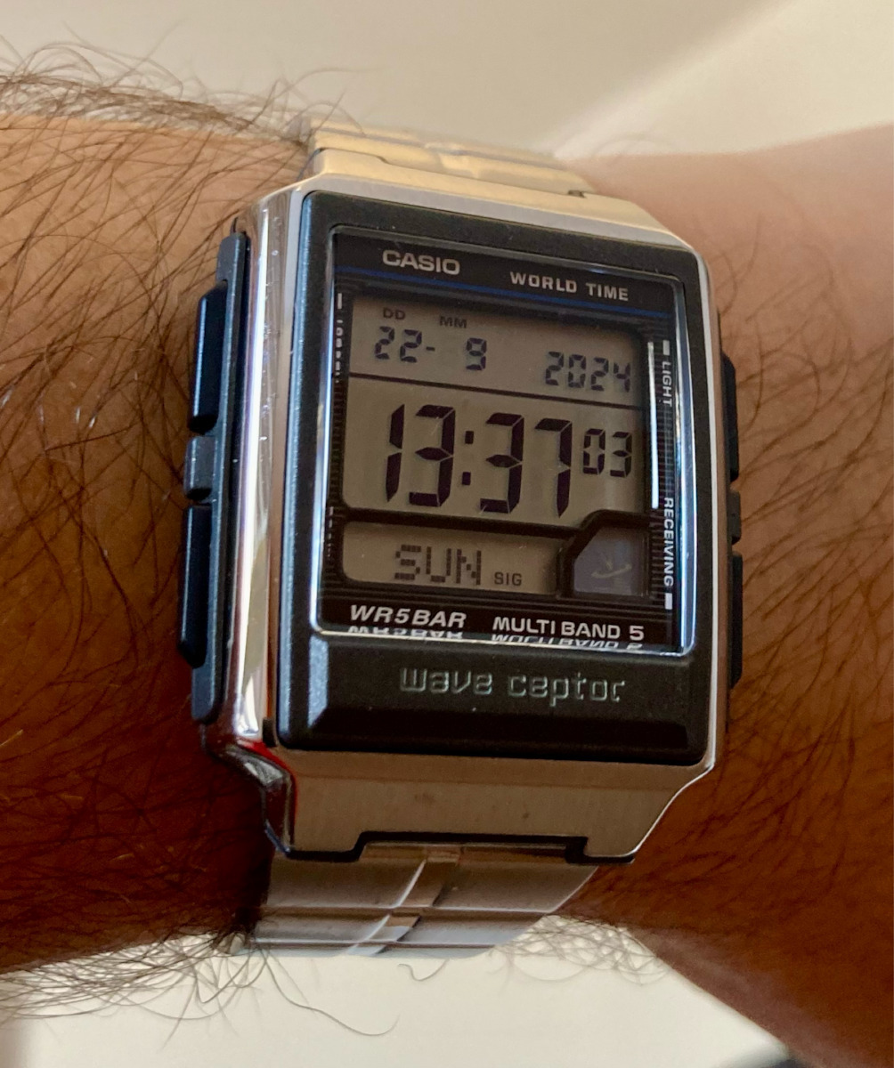 Casio Дигитален Мъжки Часовник 39мм На Батерия Сребрист Ацталино Мбраслет