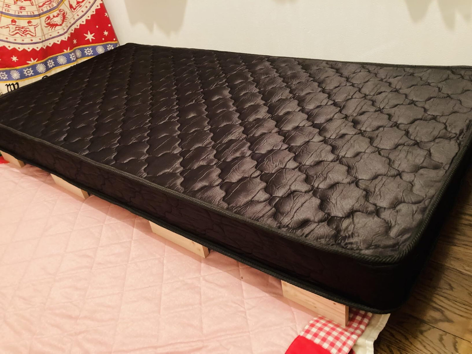 Bs Strom Black Exceptional Semi-double Ergonomic Mattress 130x190x31cm